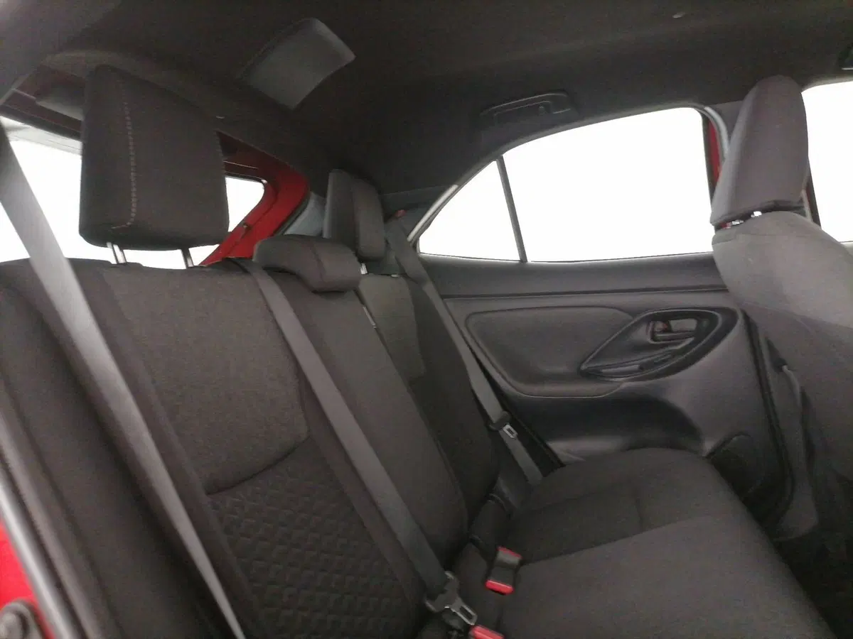 Toyota Yaris Cross usata a Roma (8)