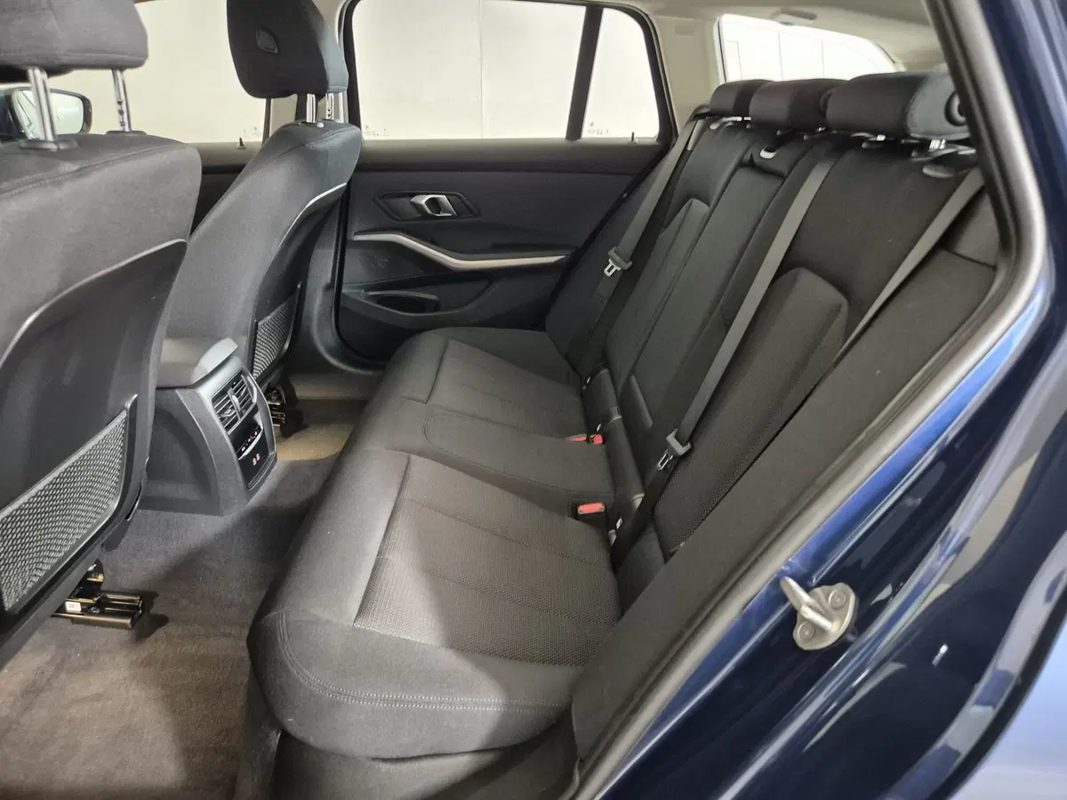 BMW Serie 3 Touring usata a Torino (8)