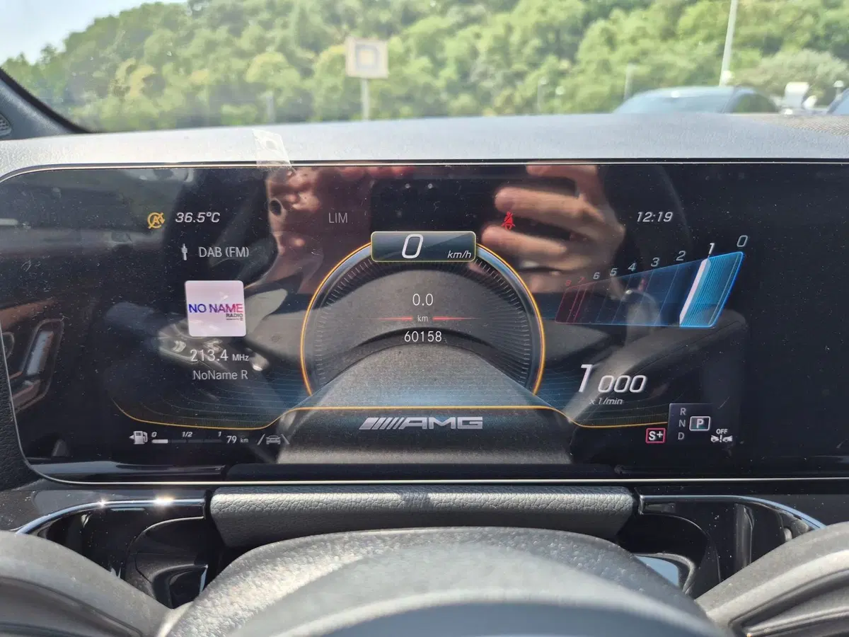 Mercedes-Benz GLA SUV usata  (14)
