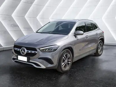 Mercedes-Benz GLA SUV 180 d Advanced auto del 2025 usata