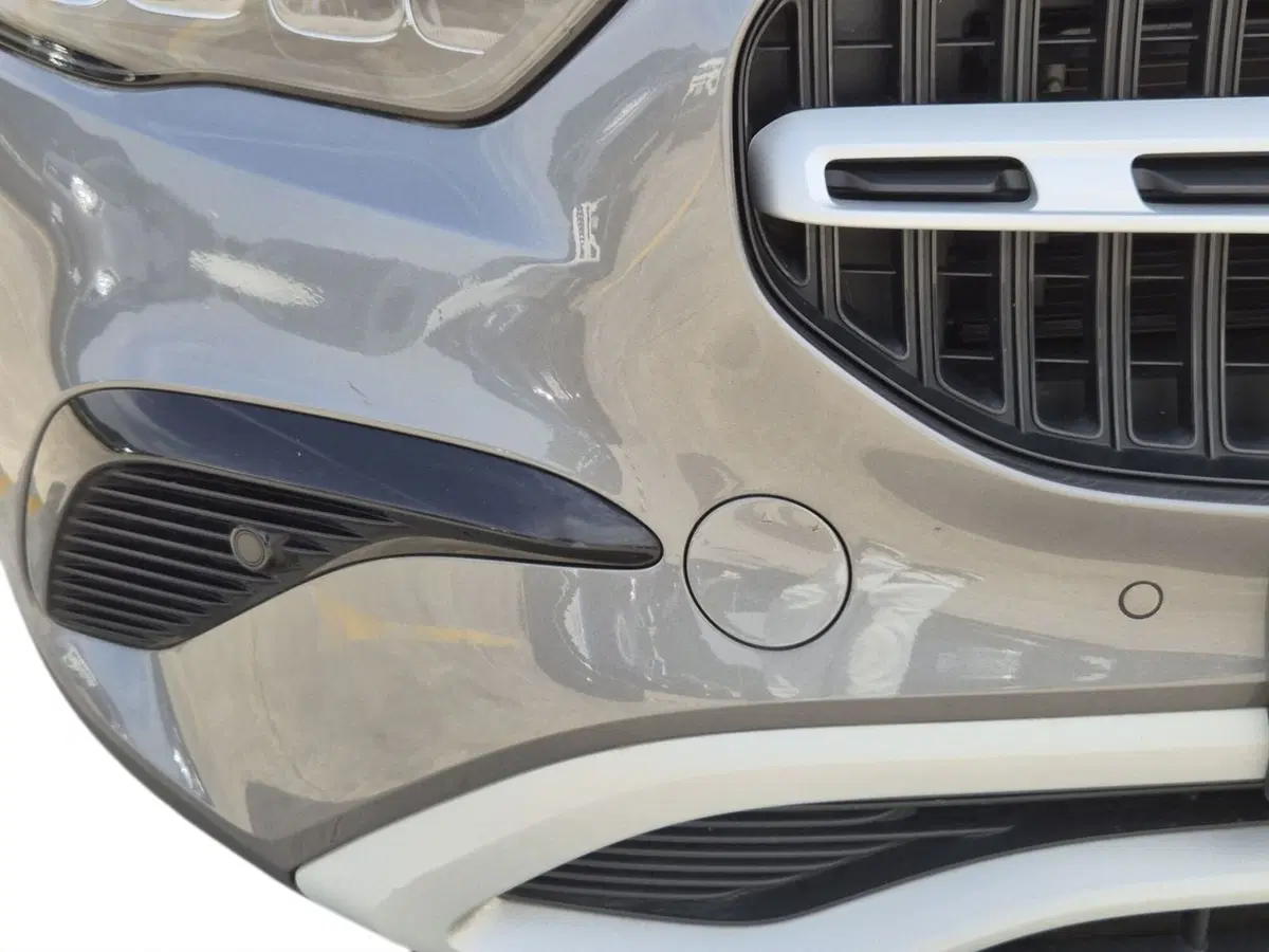 Mercedes-Benz GLA SUV usata  (20)