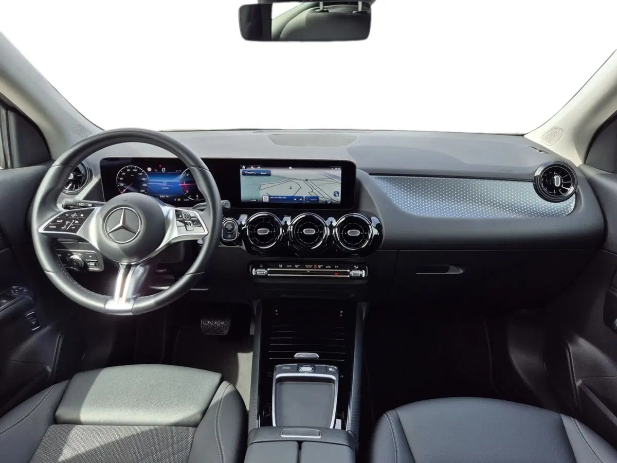 Mercedes-Benz GLA SUV usata  (8)