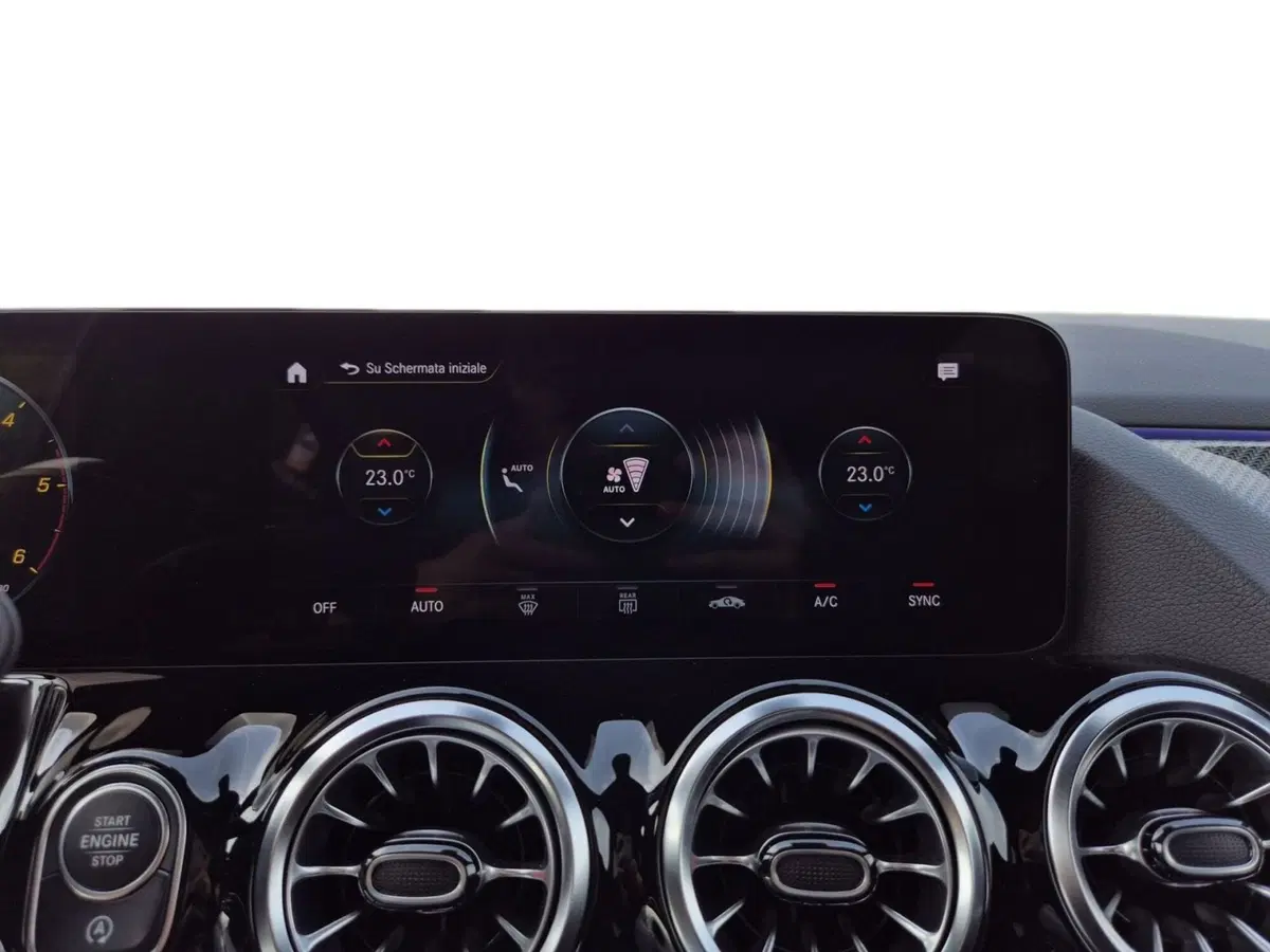 Mercedes-Benz GLA SUV usata  (19)