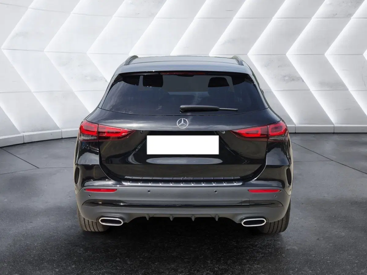 Mercedes-Benz GLA SUV usata  (3)