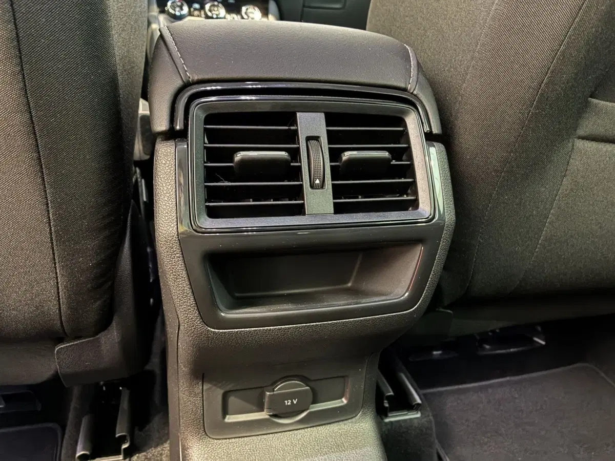 Skoda Karoq nuova a Prato (10)