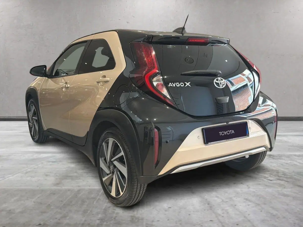 Toyota Aygo X usata a Ragusa (4)