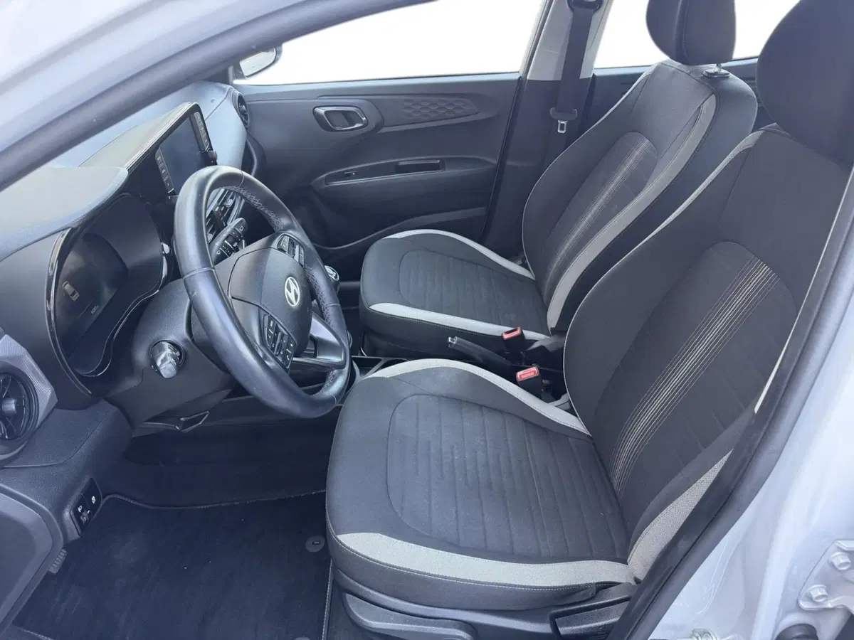 Hyundai i10 usata a Lucca (10)