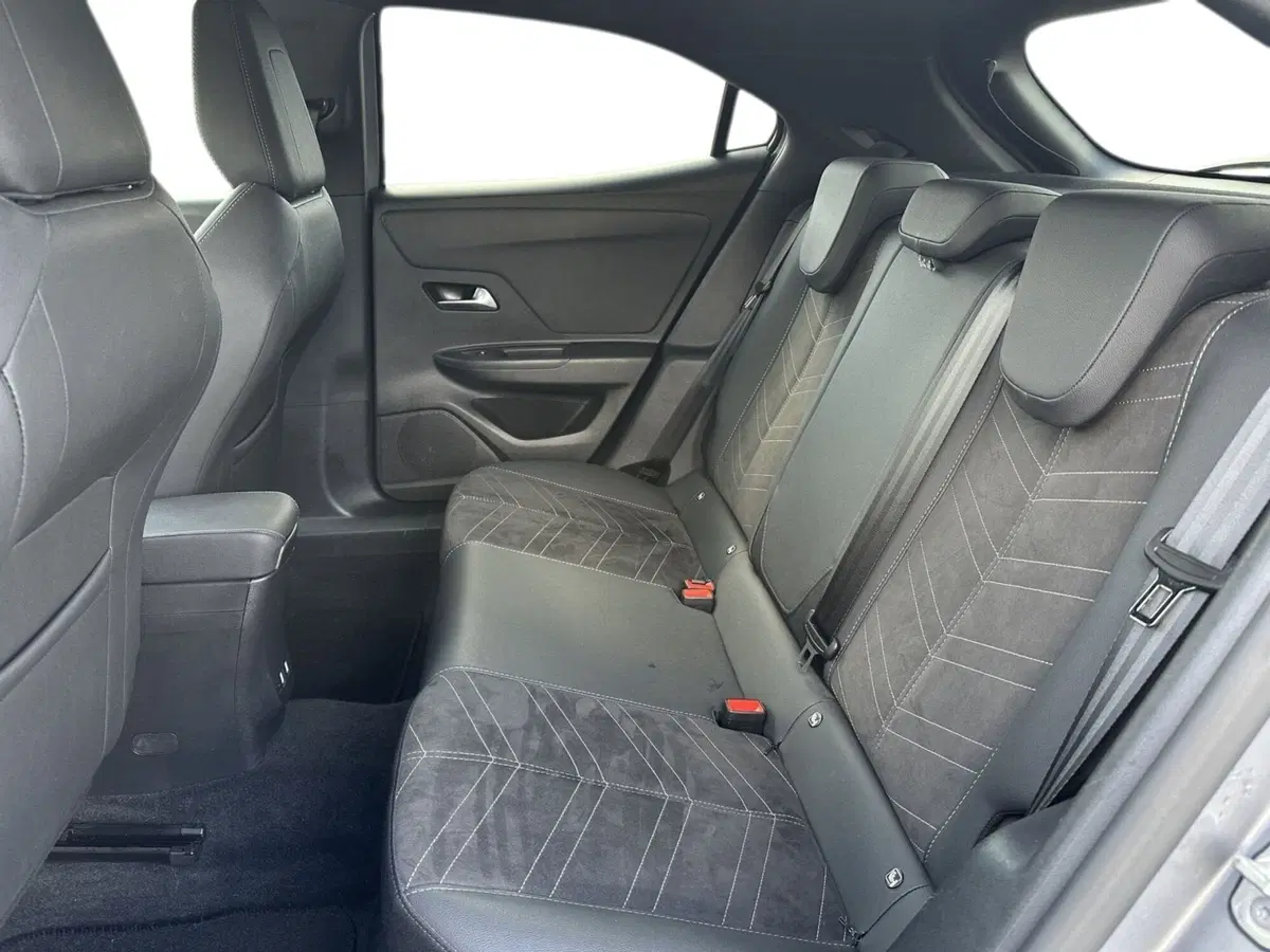 Opel Mokka usata a Pistoia (9)