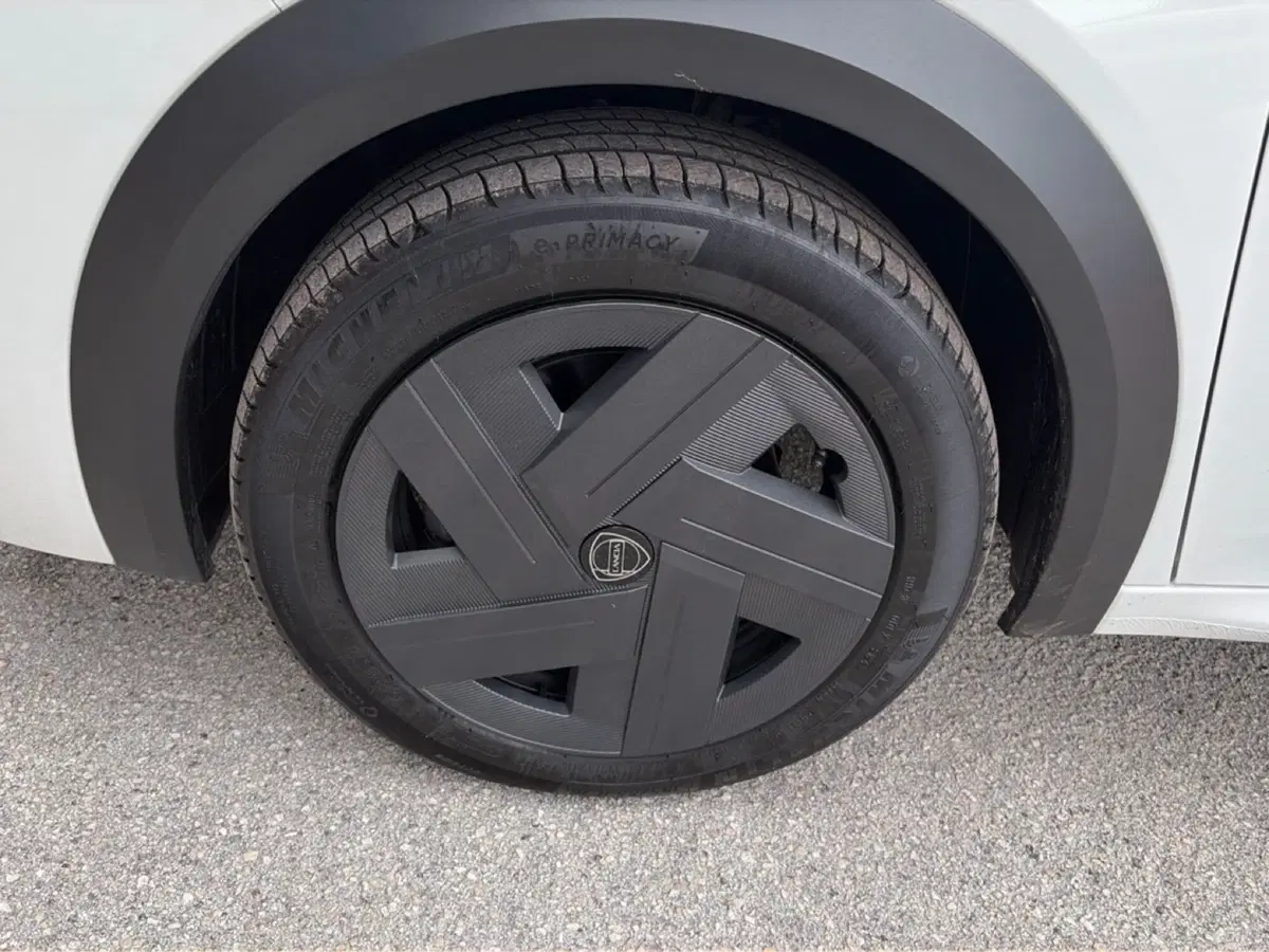 Lancia Ypsilon nuova a Ancona (14)