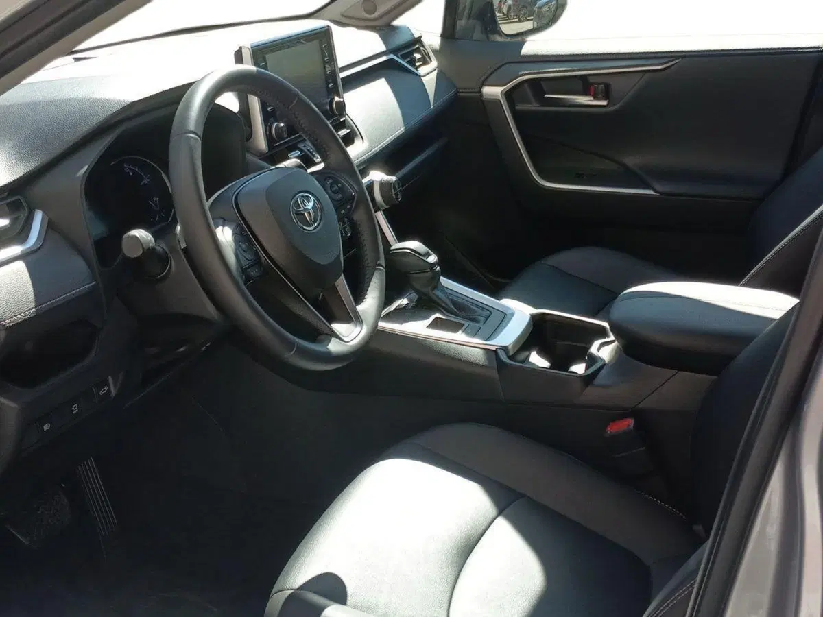 Toyota Rav4 usata a Milano (7)