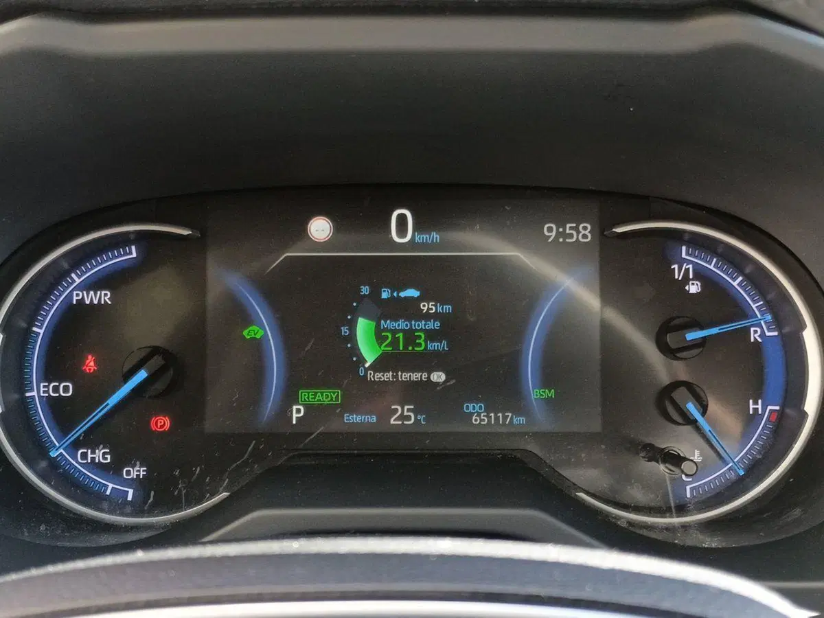 Toyota Rav4 usata a Milano (9)