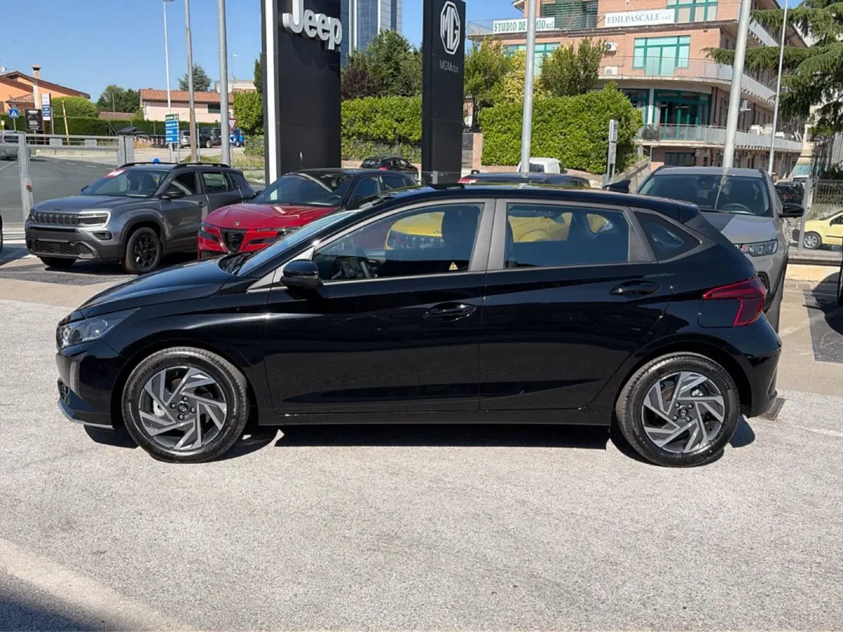 Hyundai i20 nuova a Campobasso (2)