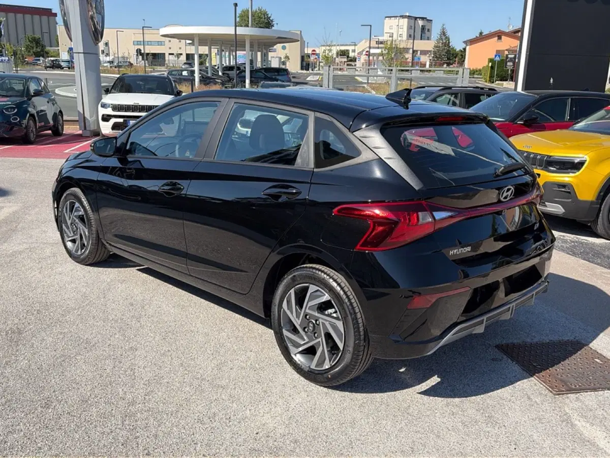 Hyundai i20 nuova a Campobasso (3)