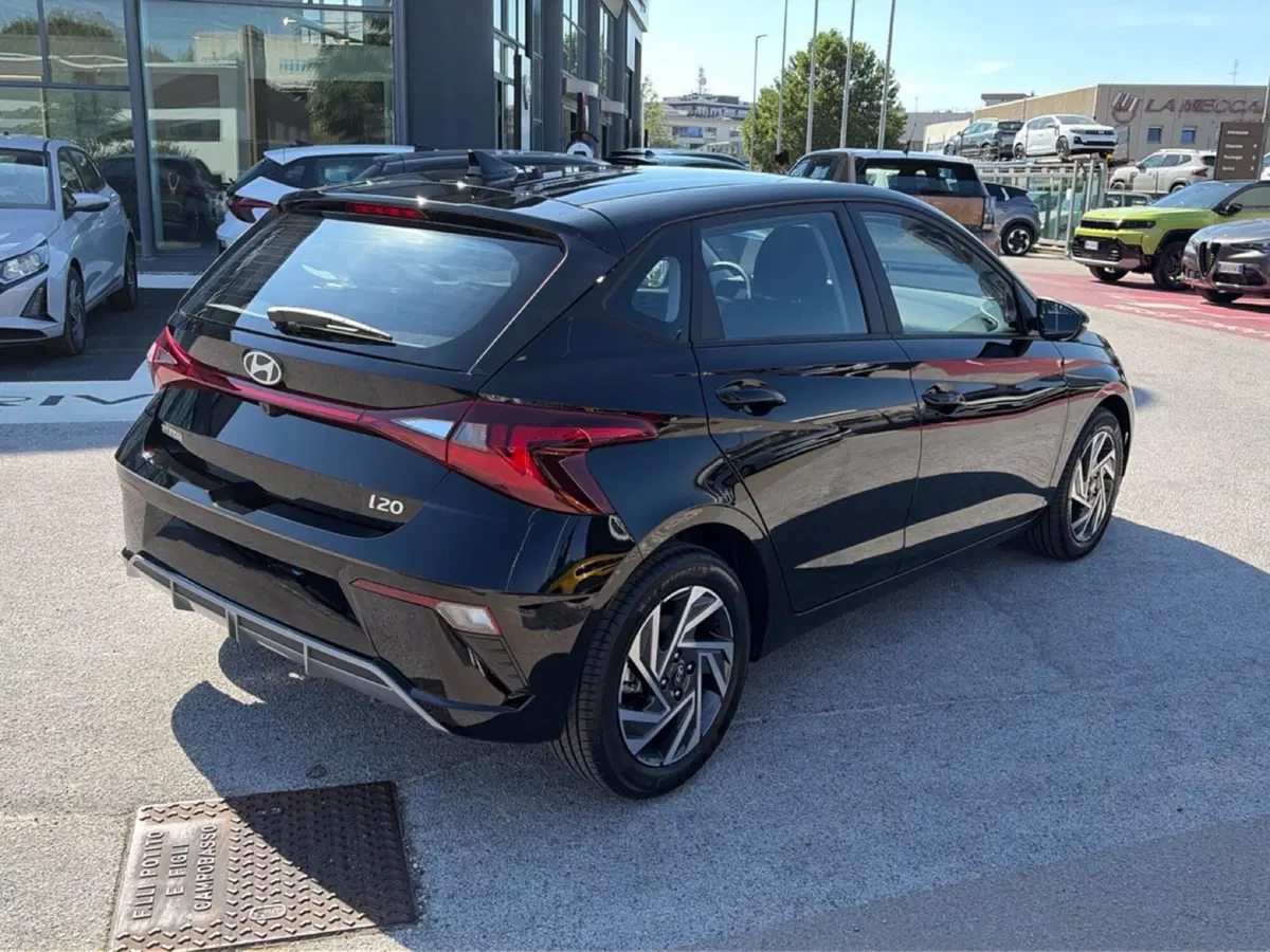Hyundai i20 nuova a Campobasso (6)