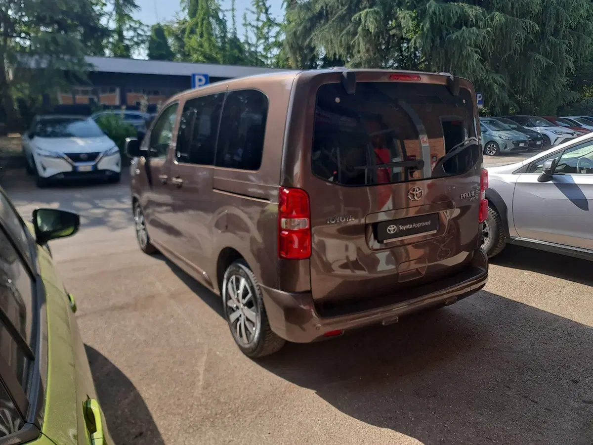 Toyota Proace Verso usata a Bologna (5)