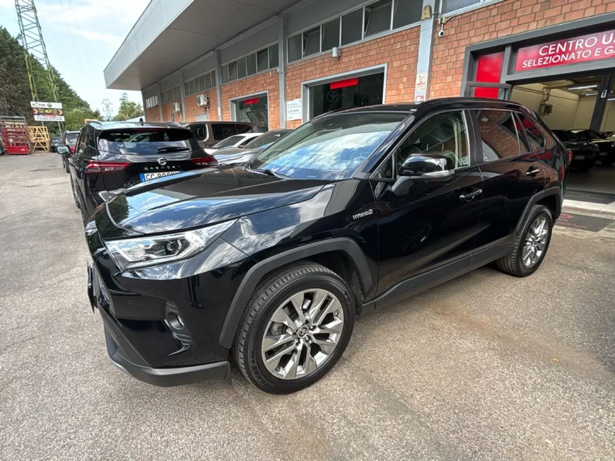 Toyota Rav4 usata a Bologna (3)
