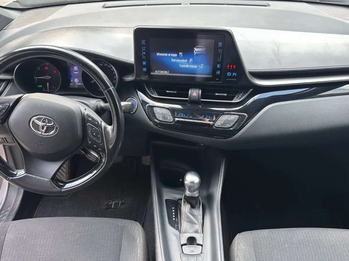 Toyota Toyota C-HR usata a Bologna (7)