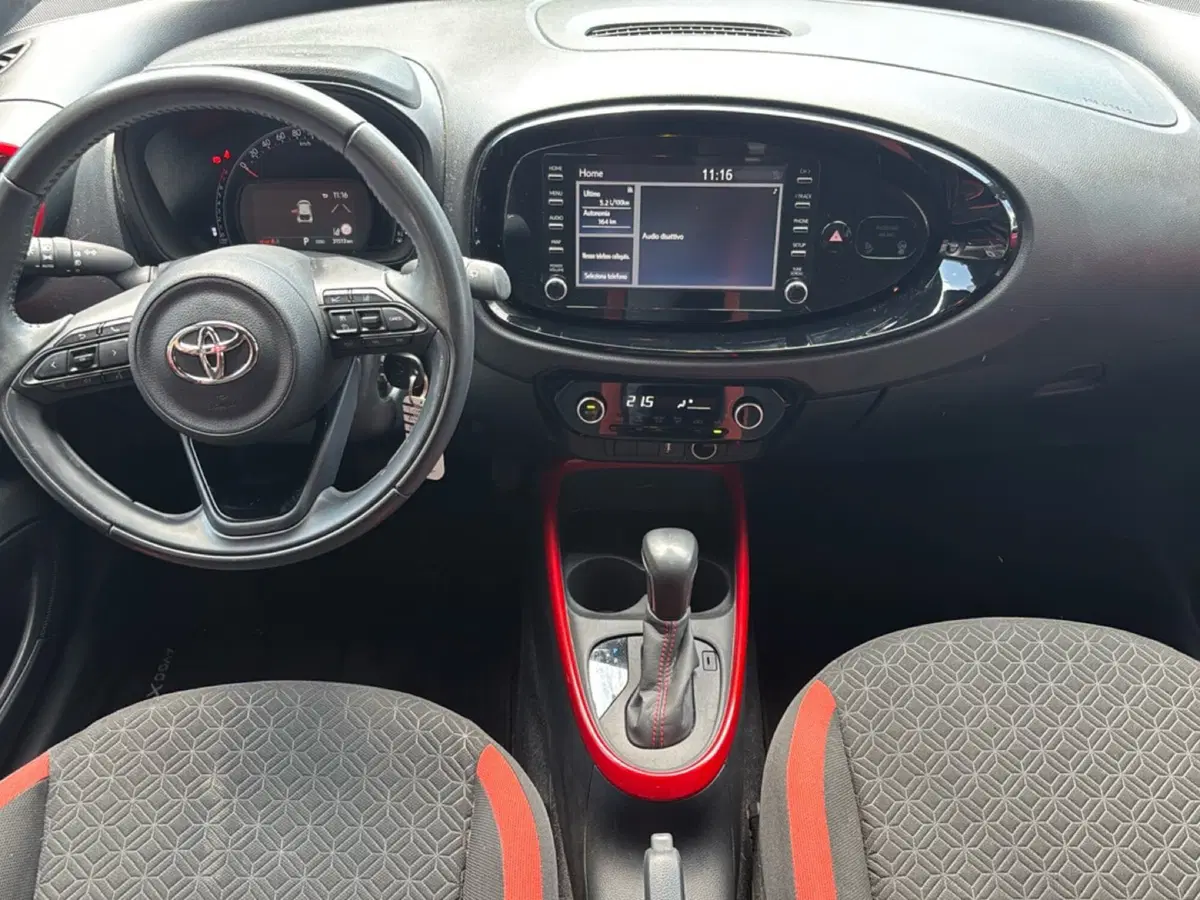 Toyota Aygo X usata a Bologna (9)