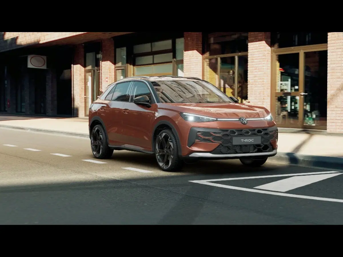 Volkswagen T-Roc nuova a Livorno (4)