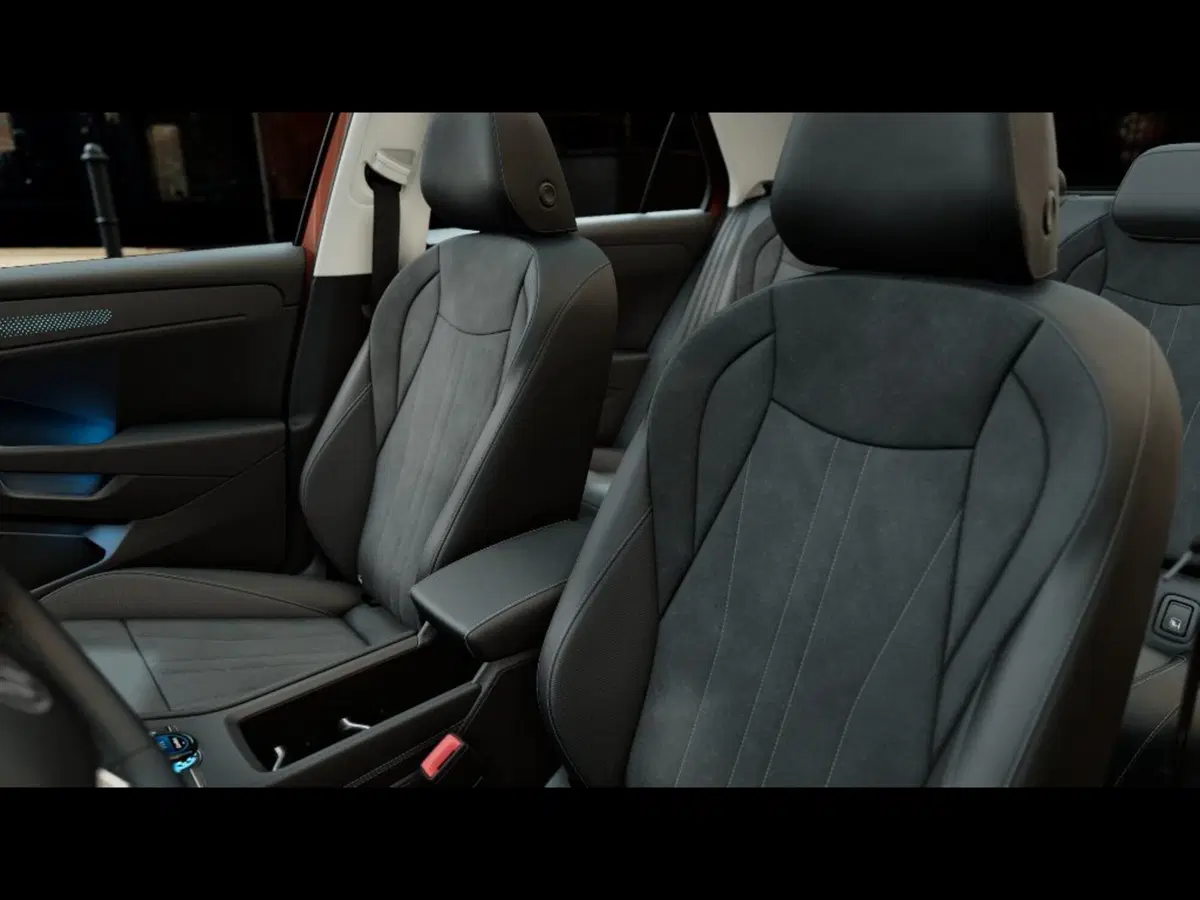 Volkswagen T-Roc nuova a Livorno (8)