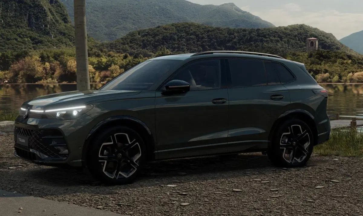 Volkswagen Tiguan nuova a Bologna (2)