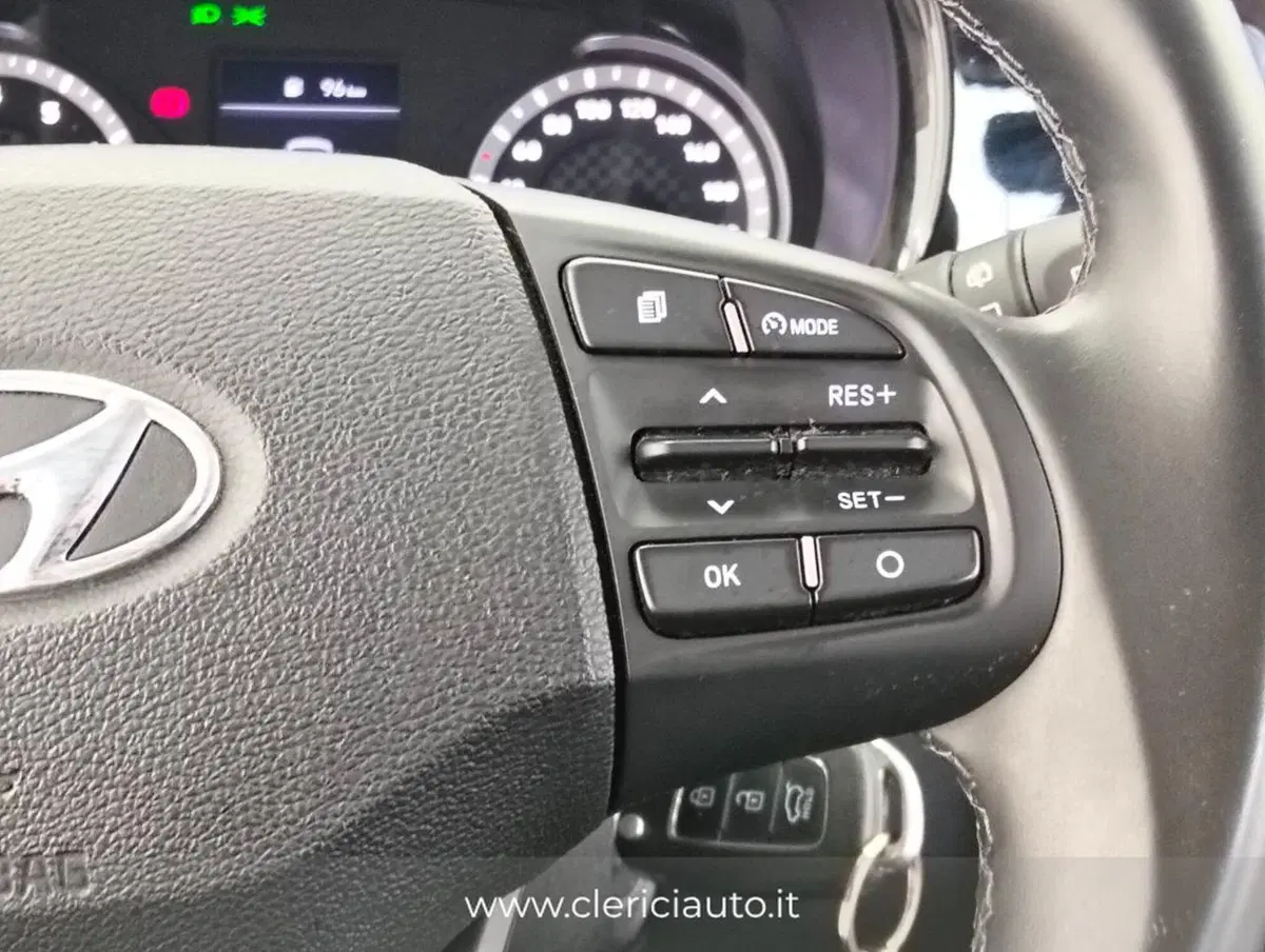 Hyundai i10 usata a Como (11)
