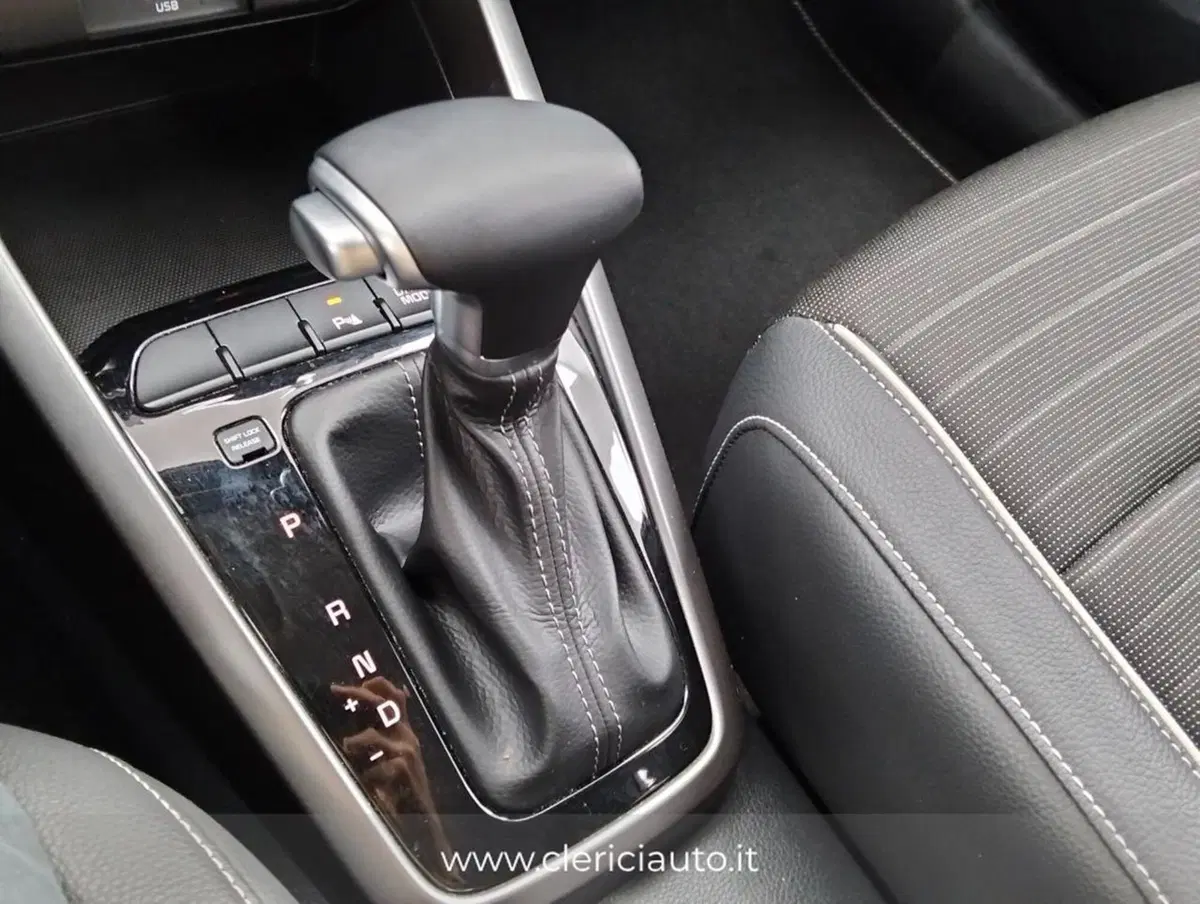 Kia Rio usata a Como (18)