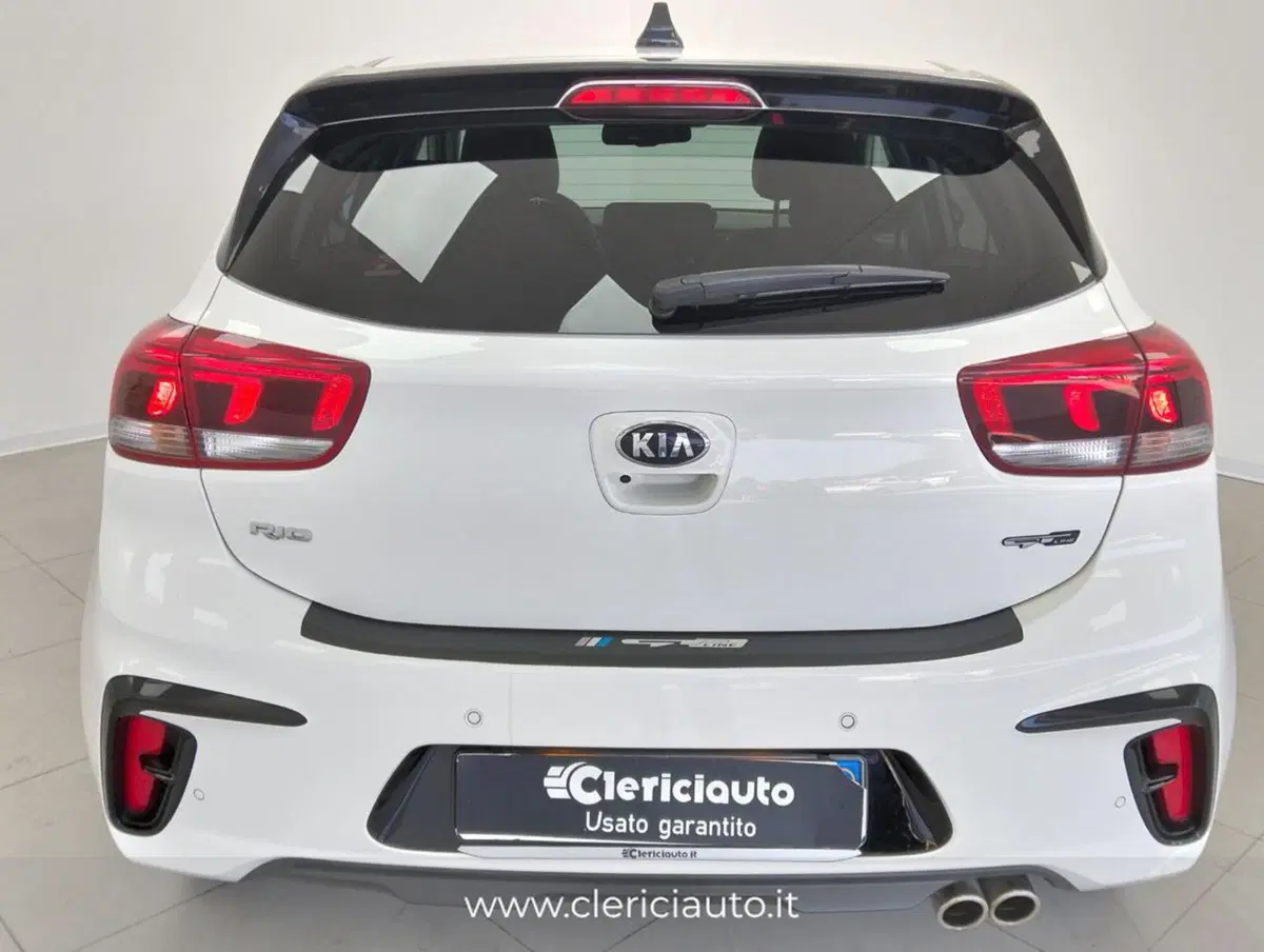 Kia Rio usata a Como (7)