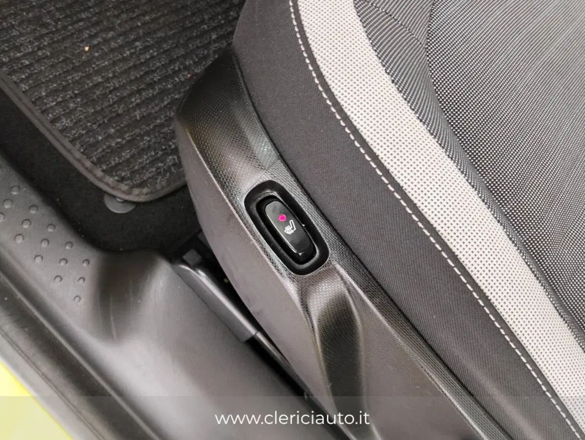 Renault Twingo usata a Como (13)