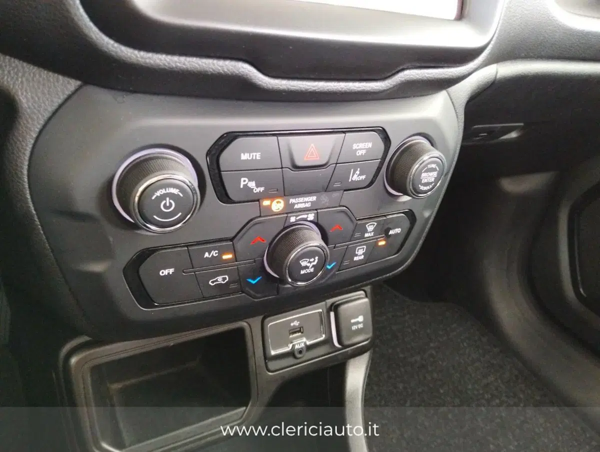 Jeep Renegade usata a Como (17)