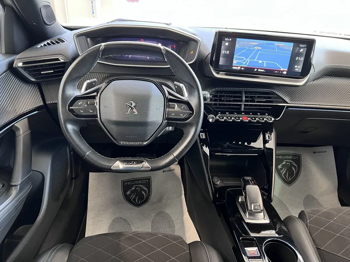 Peugeot 2008 usata a Bari (18)