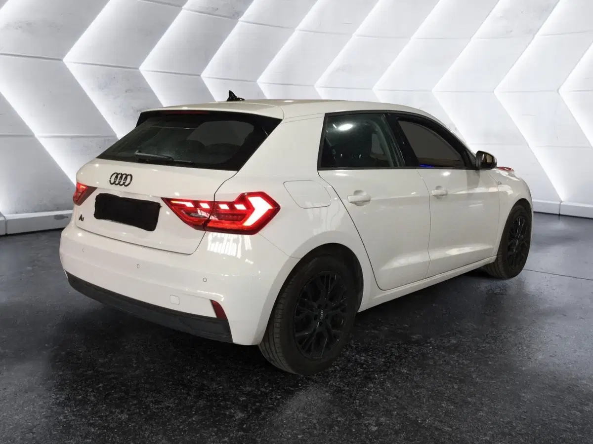 Audi A1 Sportback usata a Caserta (5)