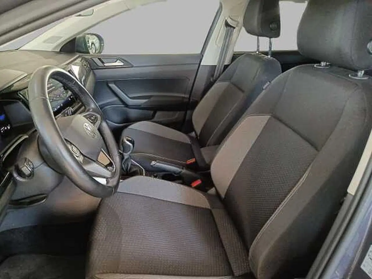 Volkswagen Taigo usata a Roma (10)