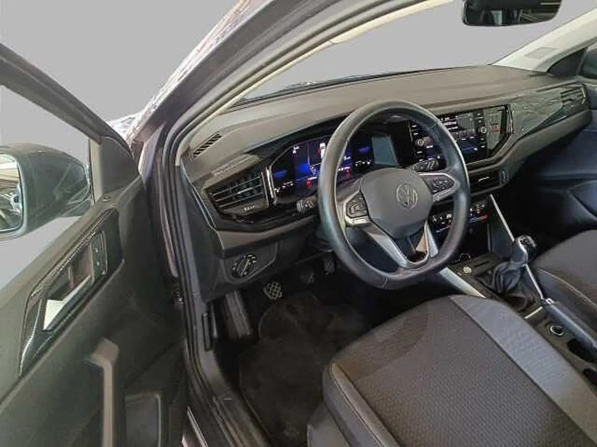 Volkswagen Taigo usata a Roma (11)