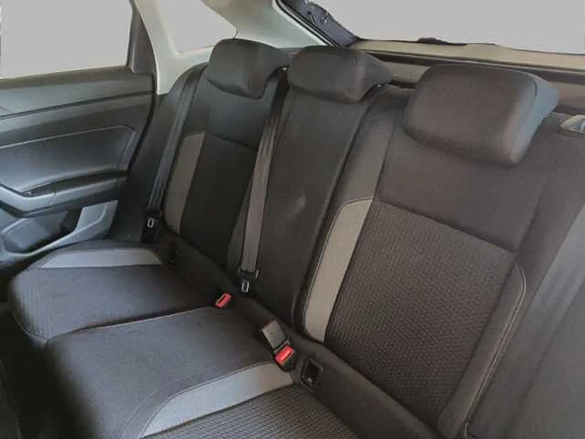 Volkswagen Taigo usata a Roma (12)
