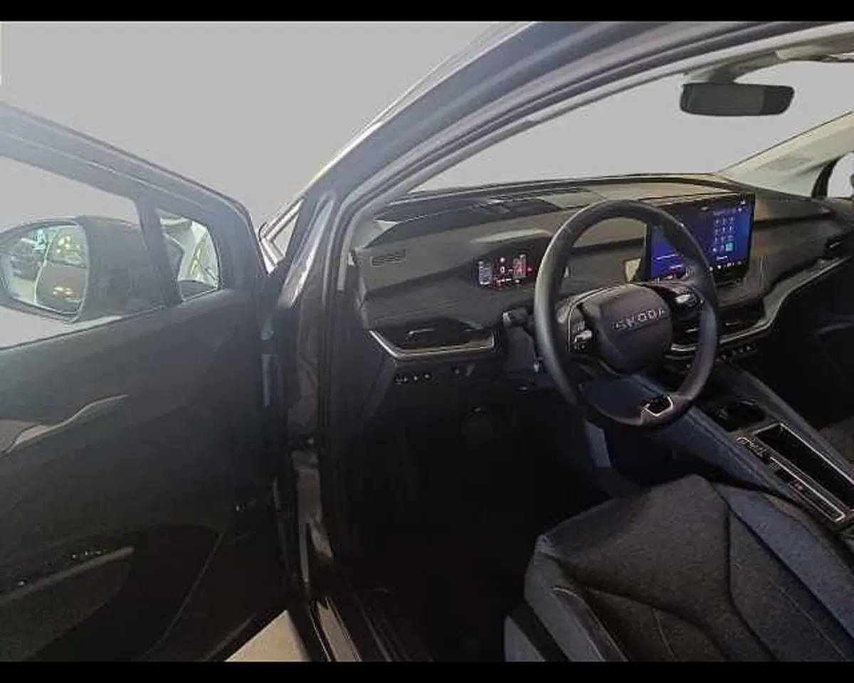 Skoda Elroq usata a Roma (8)