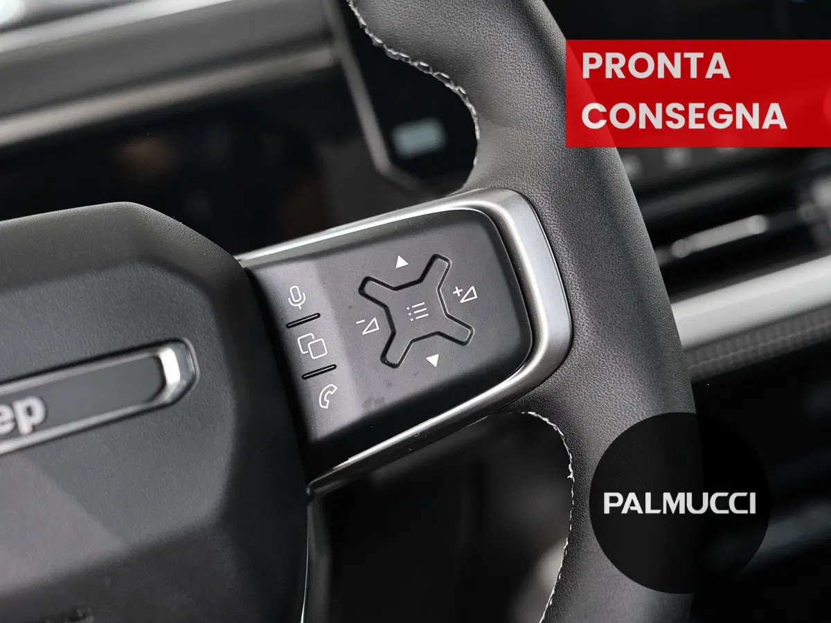 Jeep Compass nuova a Prato (11)
