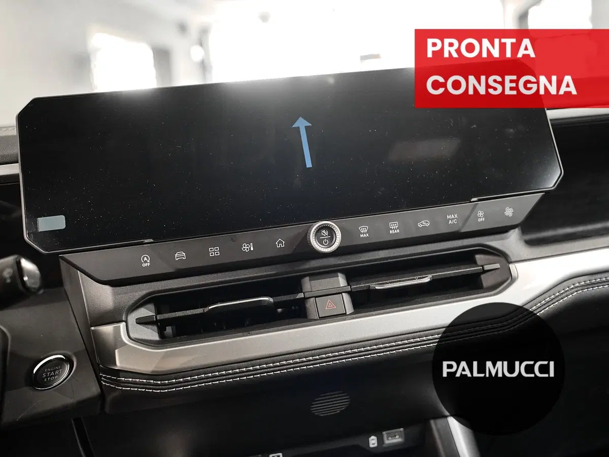 Jeep Compass nuova a Prato (13)