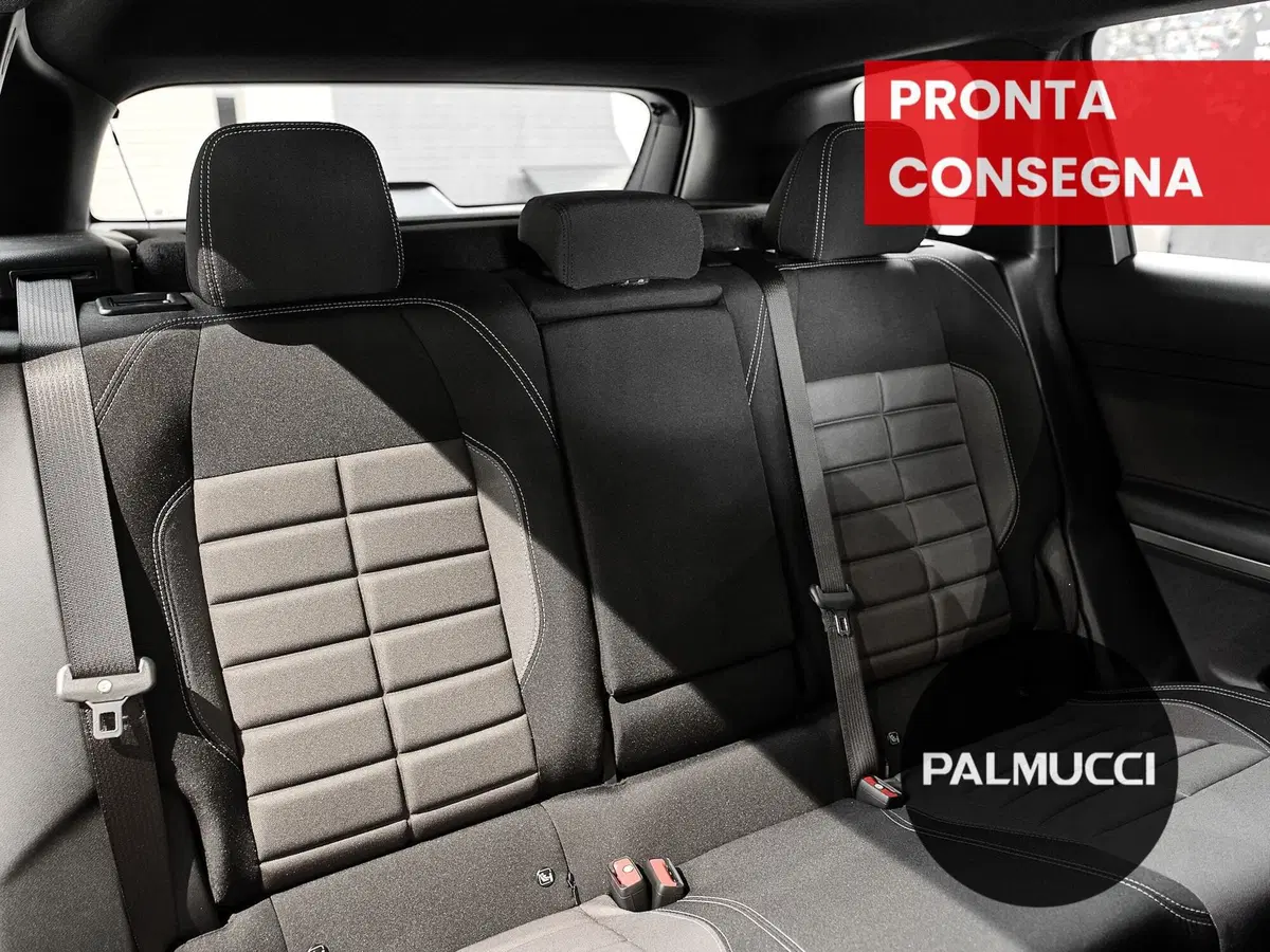 Jeep Compass nuova a Prato (17)