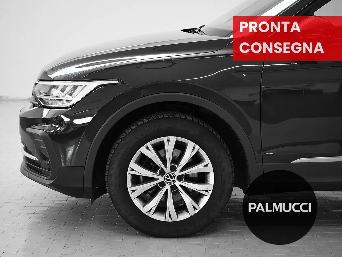Volkswagen Tiguan usata a Prato (8)