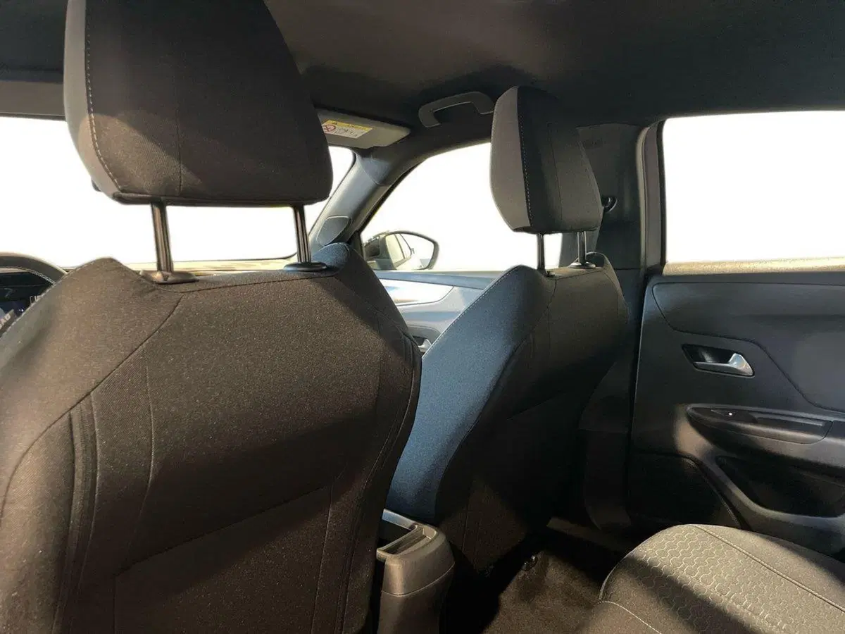 Opel Mokka nuova a Salerno (15)