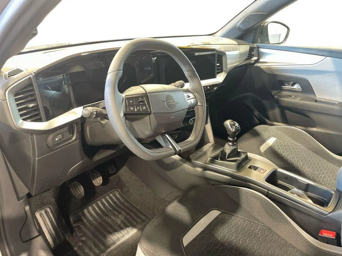 Opel Mokka nuova a Salerno (8)