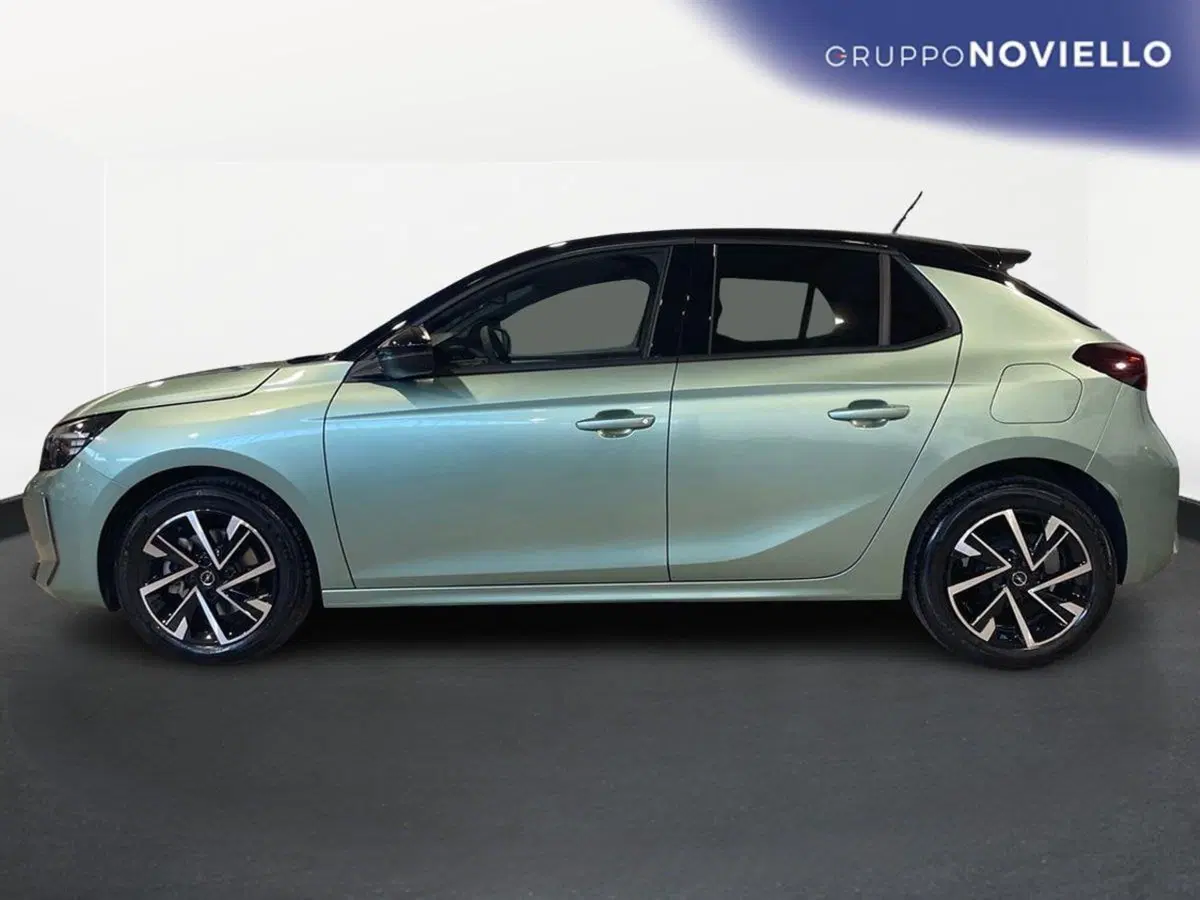 Opel Corsa nuova a Salerno (4)