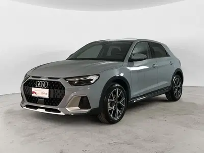 Audi A1 allstreet 30 1.0 tfsi Business 116cv s tronic del 2025 usata a Nola