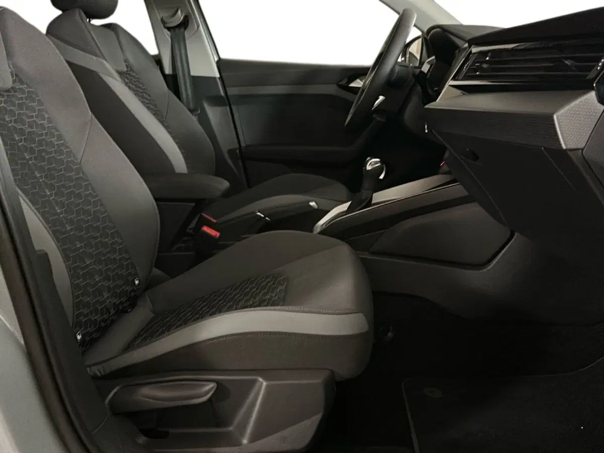 Audi A1 allstreet usata a Napoli (7)