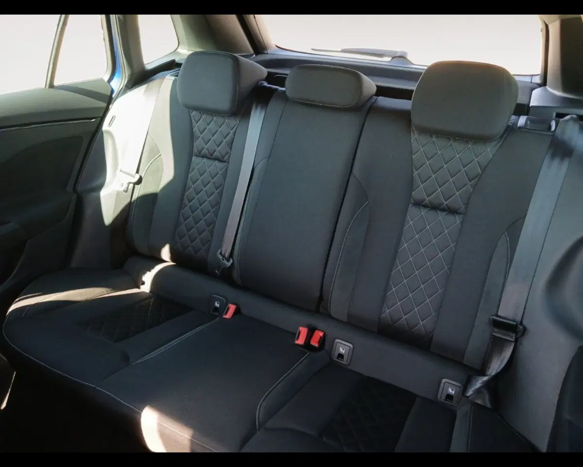 Skoda Kamiq usata a Ravenna (13)