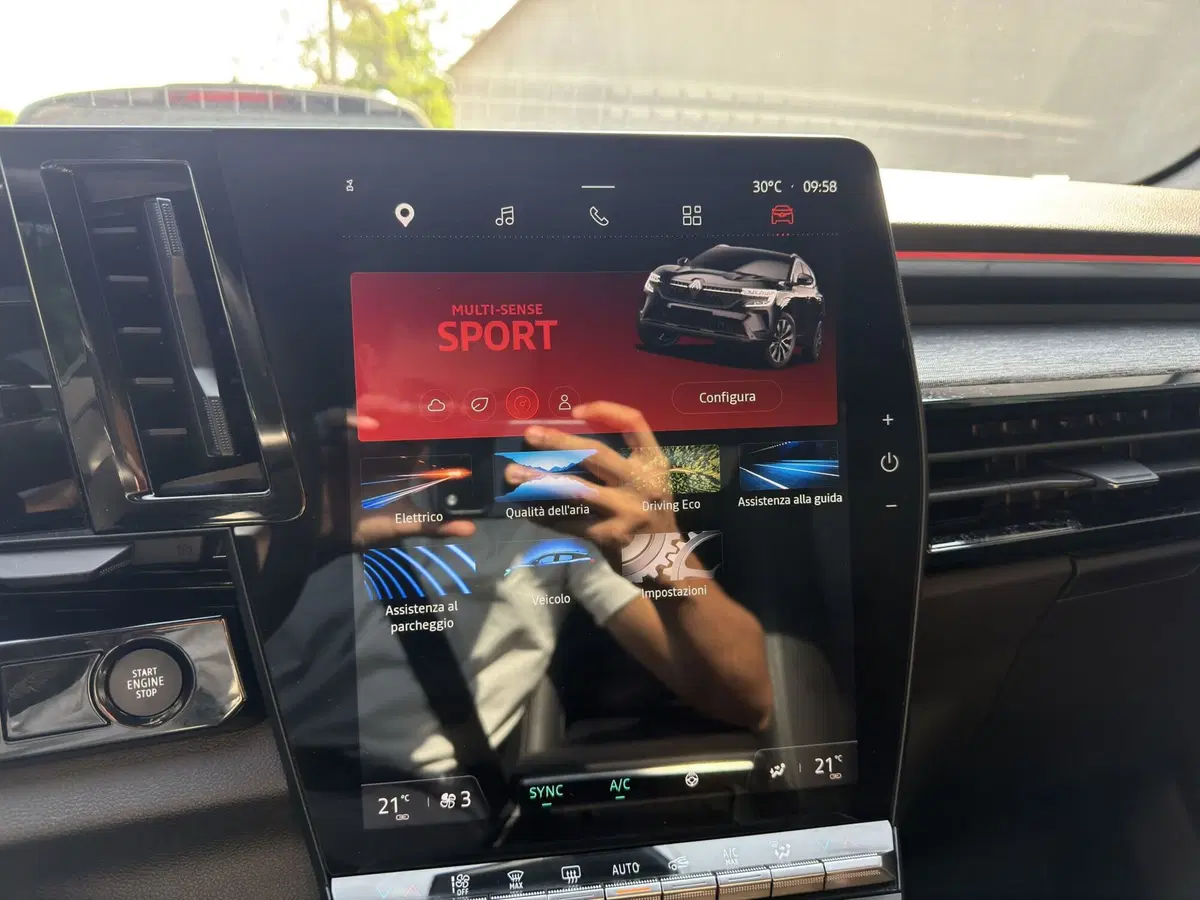 Renault Austral usata a Milano (13)