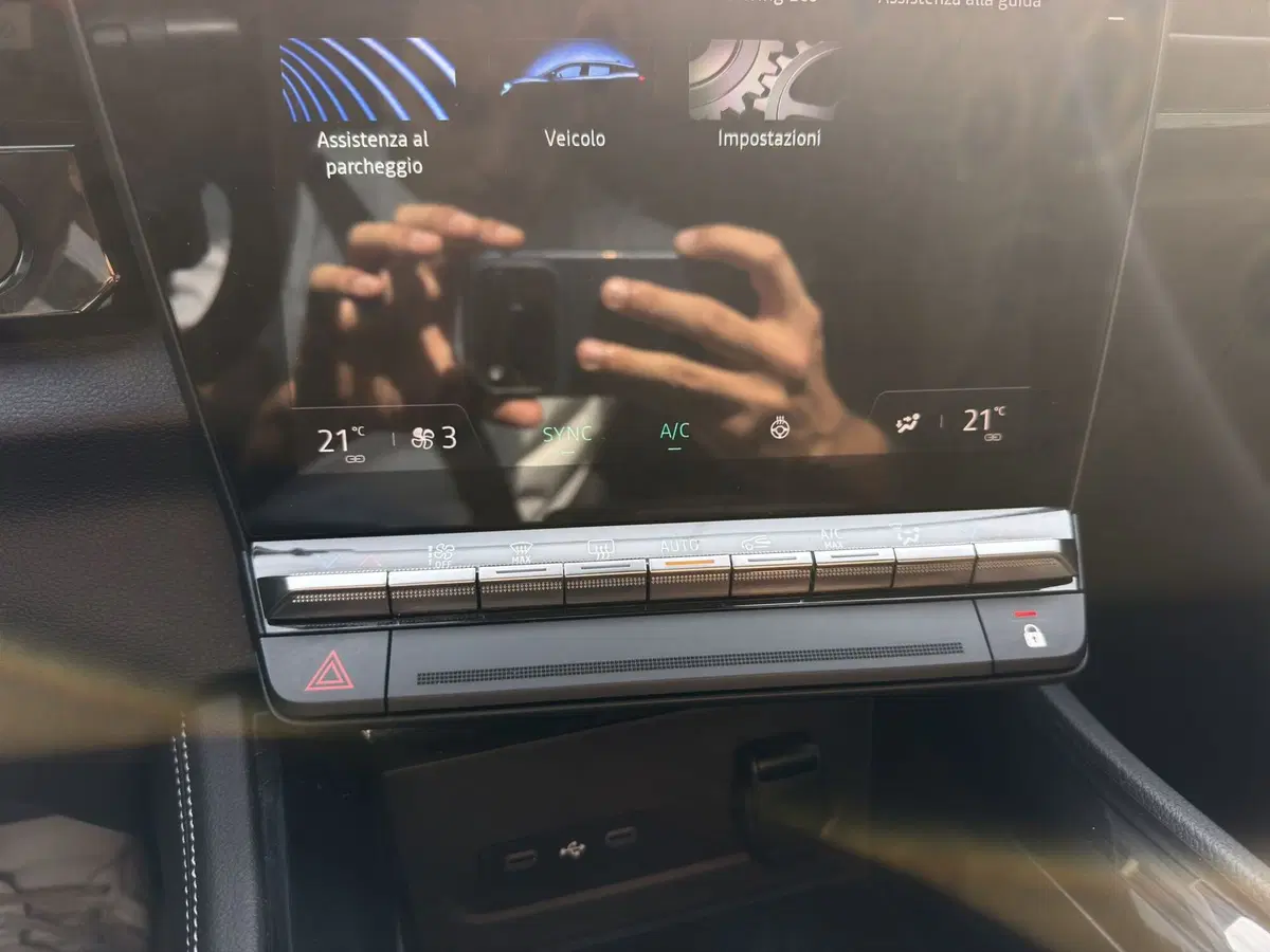 Renault Austral usata a Milano (16)