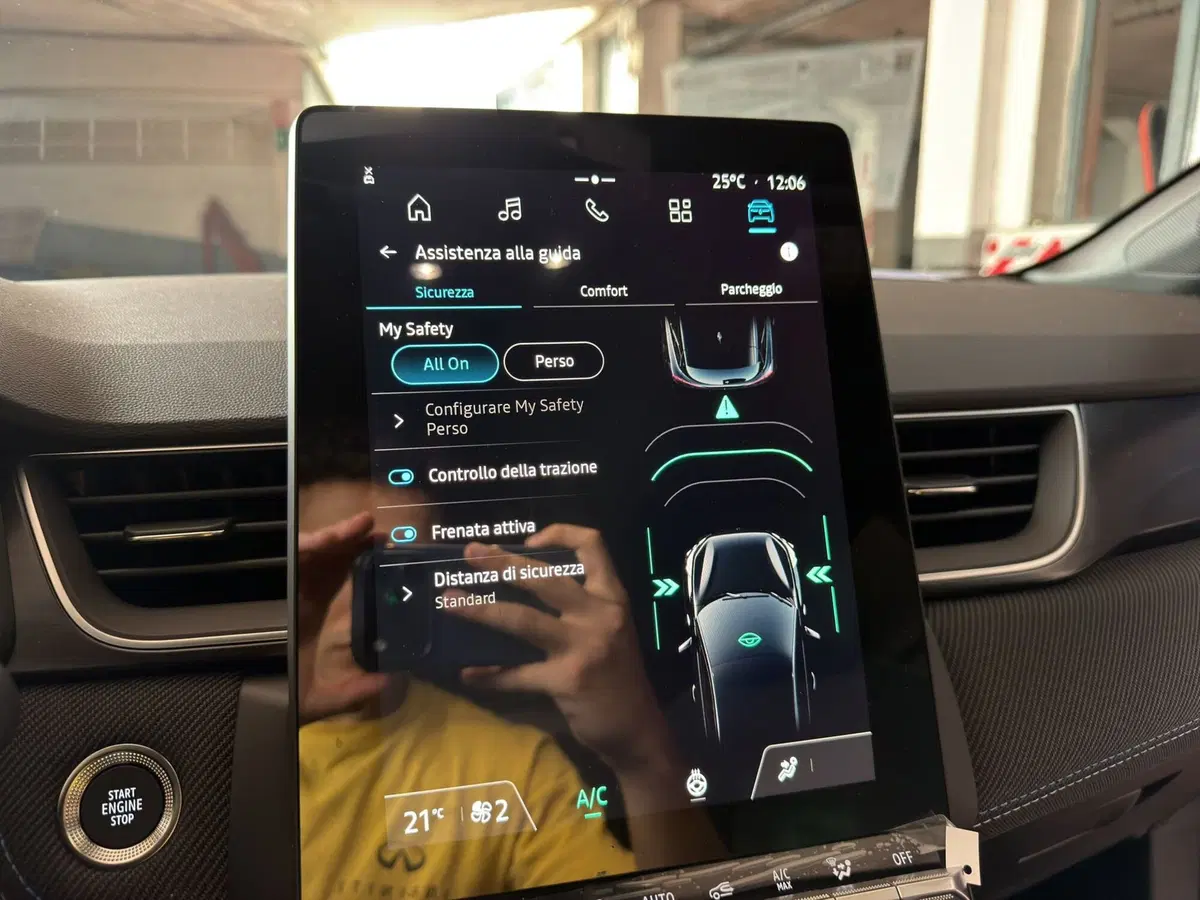 Renault Captur nuova a Milano (18)