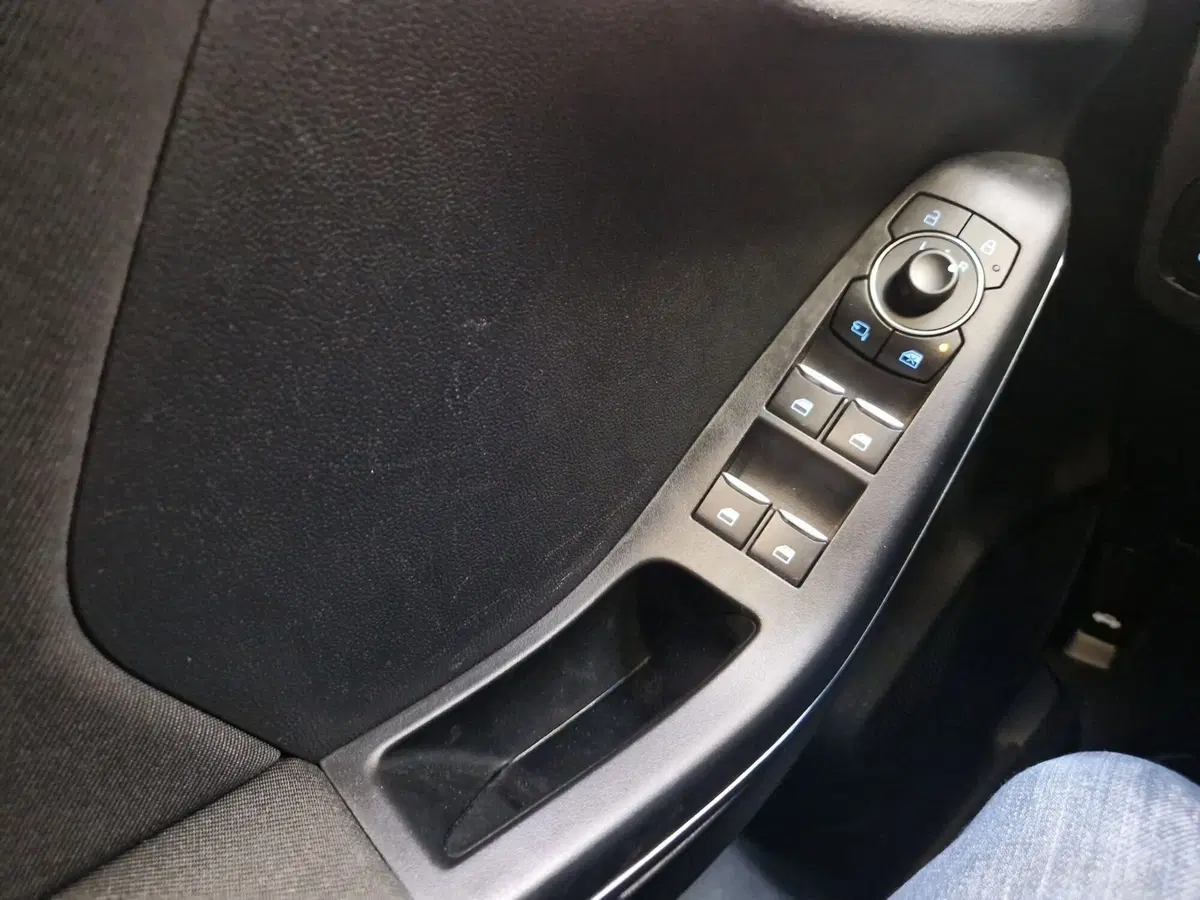 Ford Puma usata a Varese (15)